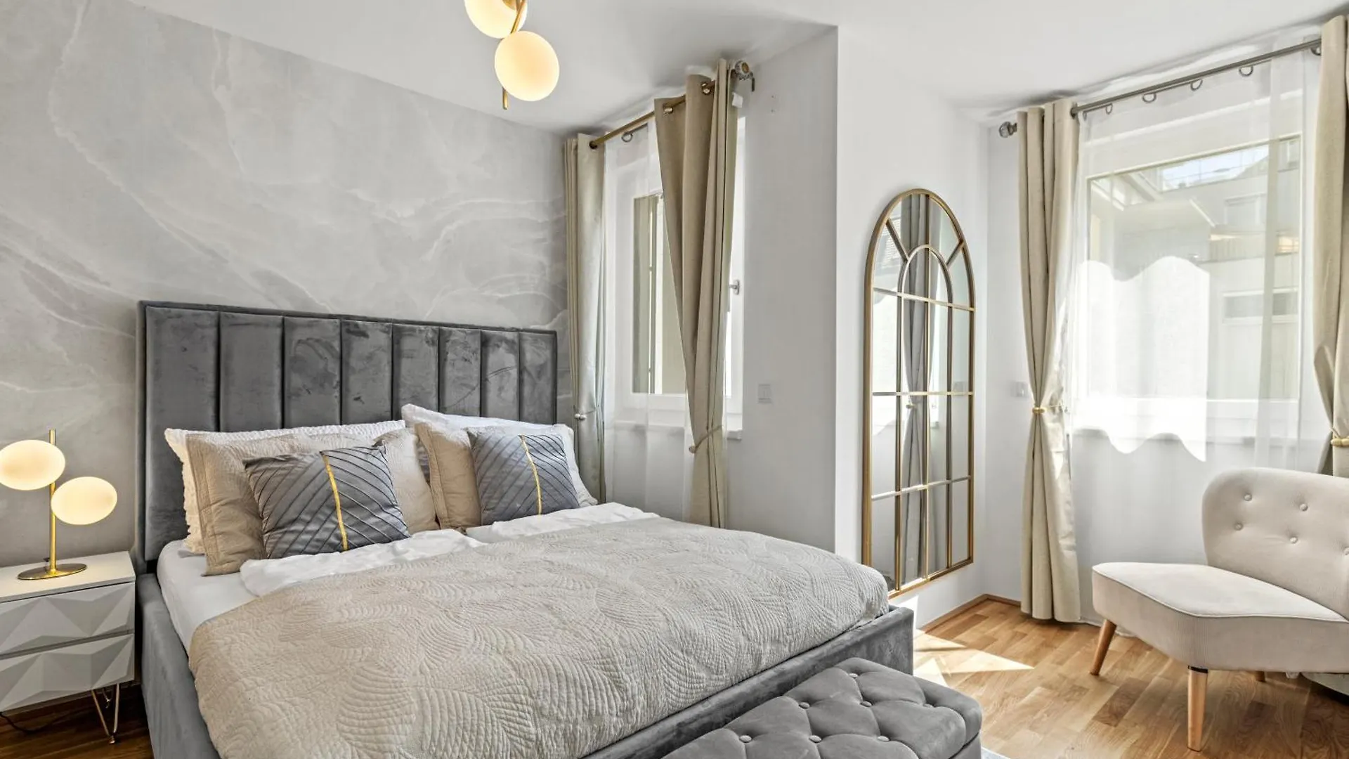 Modern Apartment I Parking I Vienna contacts