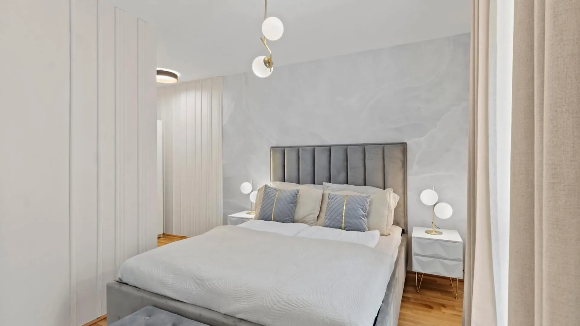 Modern Apartment I Parking I Bécs 0*,  Ausztria